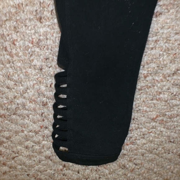 SOLD - Picture 4 of 4